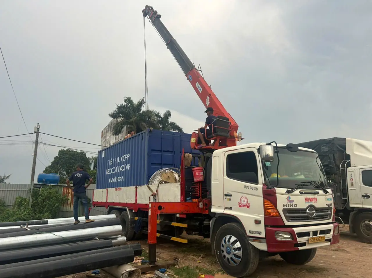 CHO THUÊ XE CẨU HCM